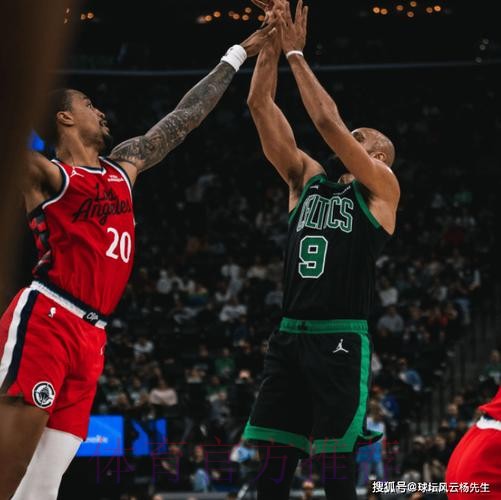 布朗狂砍50分带队狂胜！凯尔特人31分大胜快船迎三连胜
